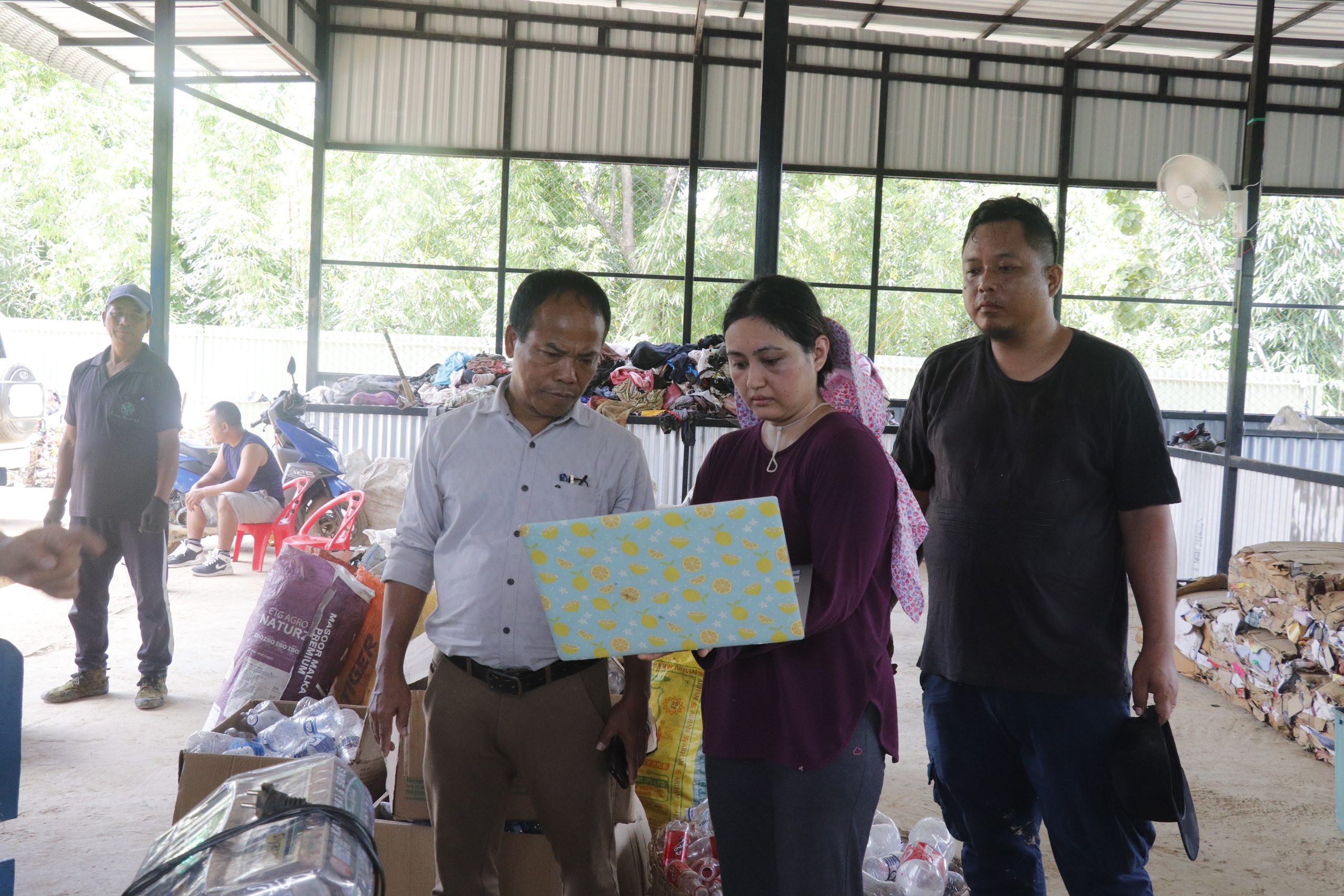 DIRECTOR PMU Er LALROPUIA HMAR IN SERCHHIP A BAWLHHLAWH SAWNGBAWLNA HMUN A TLAWH